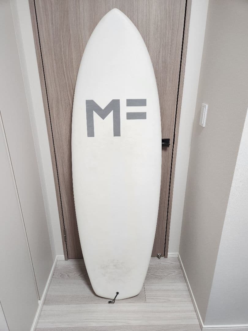 Mick Fanning Little Marley サーフボード 5'10\" LITTLE MARLEY EPOXY LAM - WHITE FCSII – MICK FANNING SOFTBOARDS AUS