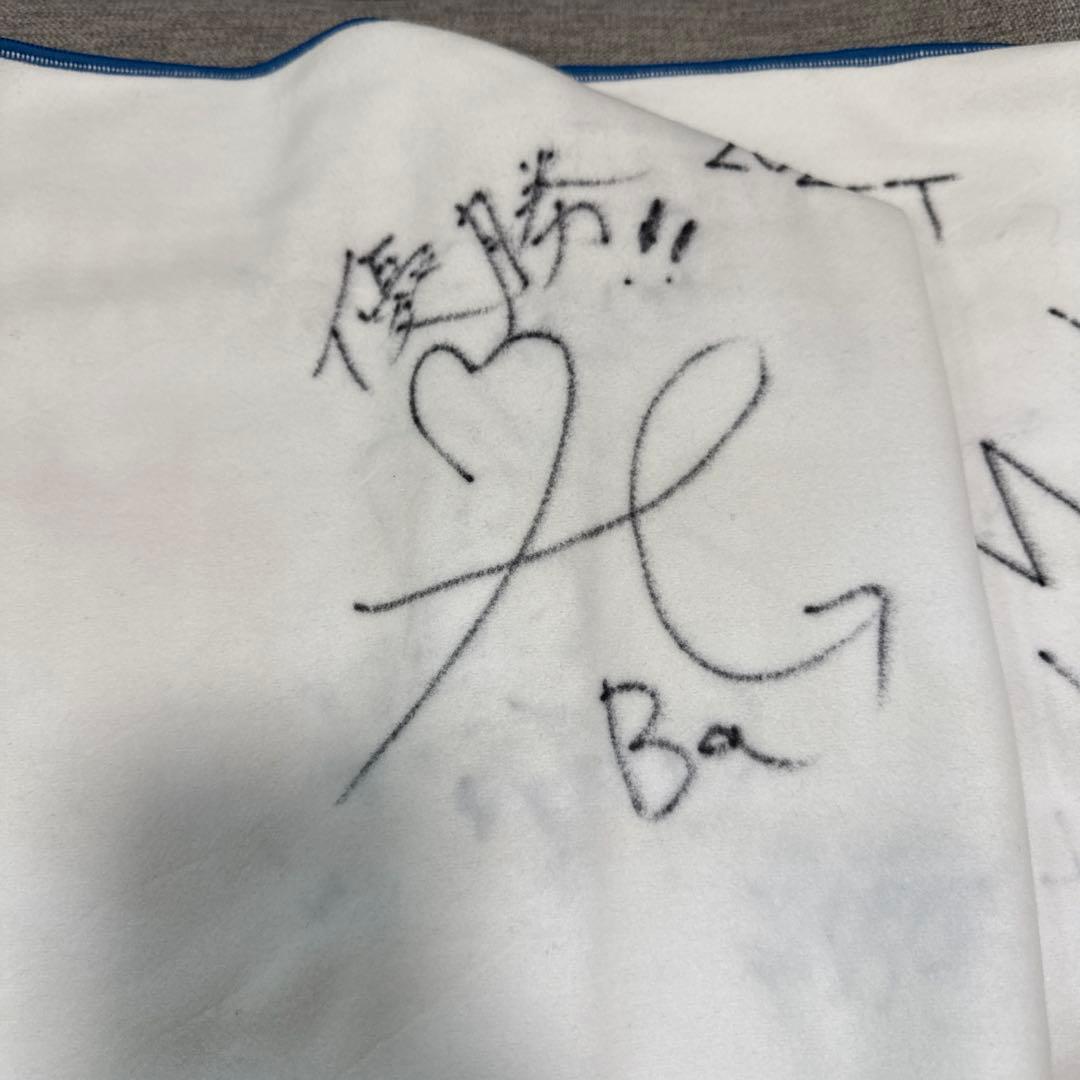 Lonesome_Blue サイン入りタオル