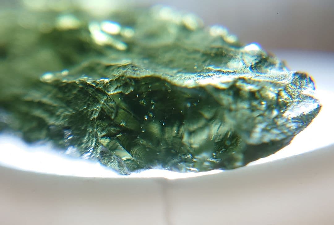 モルダバイト 3.2g 　標本ケース付き　インパクトガラス