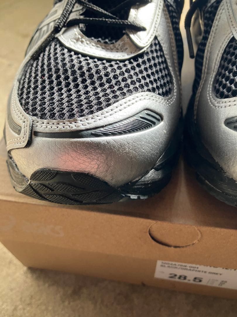 ASICS GEL-KAYANO 12.1 28.5cm ブラック/シルバー