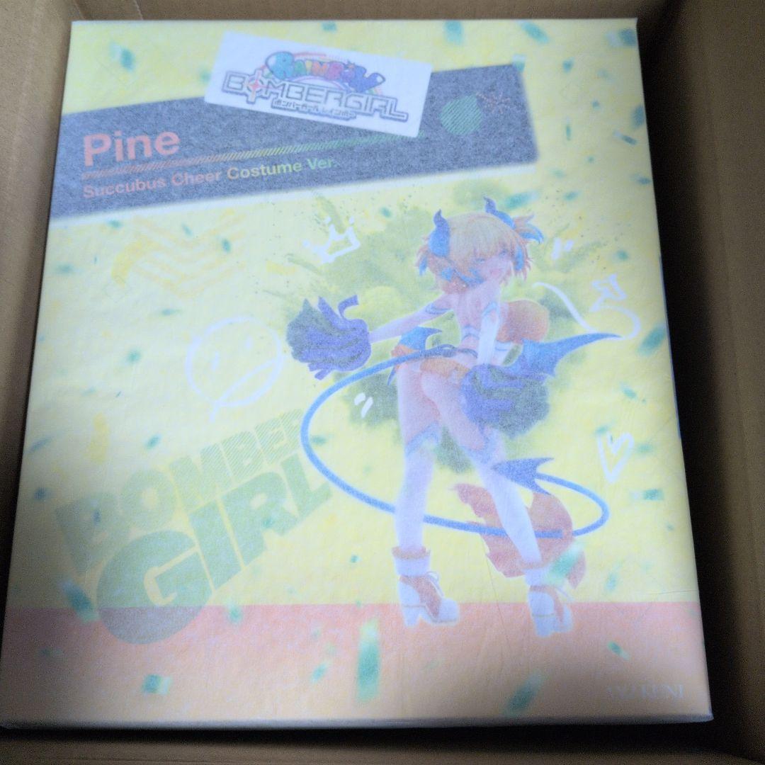 パイン サキュバスチアコスVer. 「ボンバーガール」 1/7 PVC製塗装済