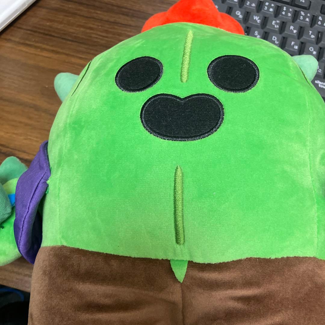 ブロスタ スパイクぬいぐるみ - メルカリ