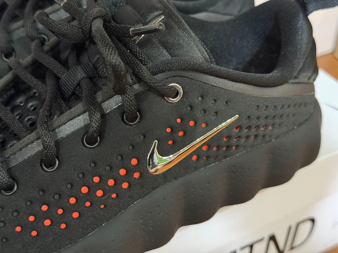 新美品 NIKE MIND 002 24.5cm ブラック ナイキ マインド