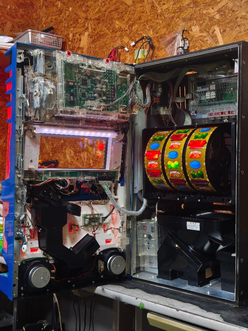 【本州送料込】スーパービンゴネオS7 メダル不要機付