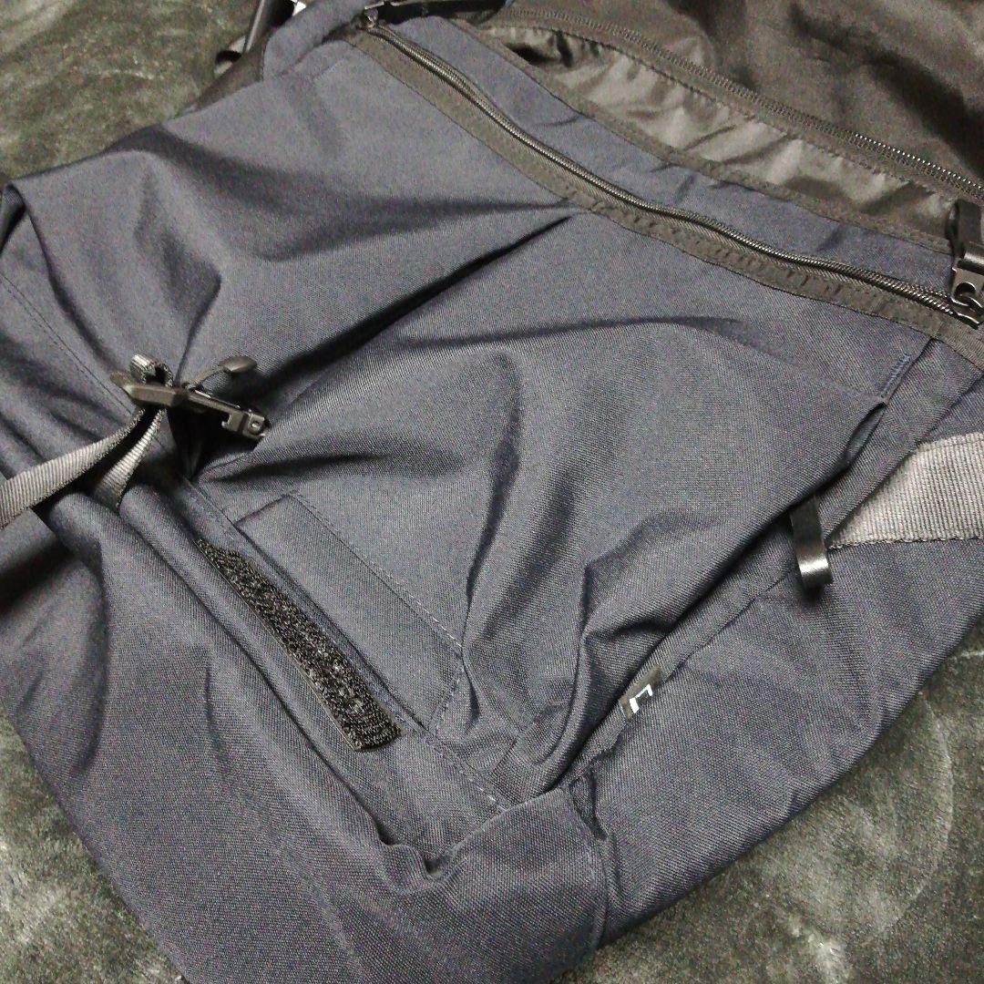 マ*8様 WHITEÂGEホワイタージュ MOD.NAVY Messenger - メルカリ