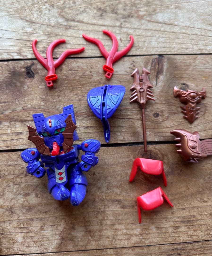 ガンプラ 太陽神ダークアトン 組立品 説明書付 元祖SDガンダム - メルカリ