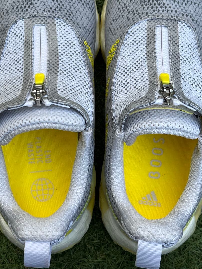 adidas レディースゴルフシューズ　23.5cm