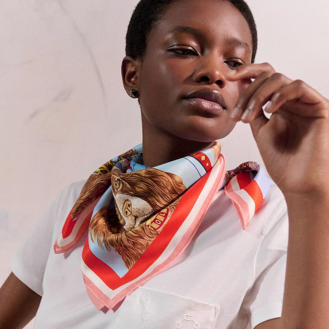 新品未使用カレ 70 《ジュール・ドゥ・キャスティング》 - メルカリ