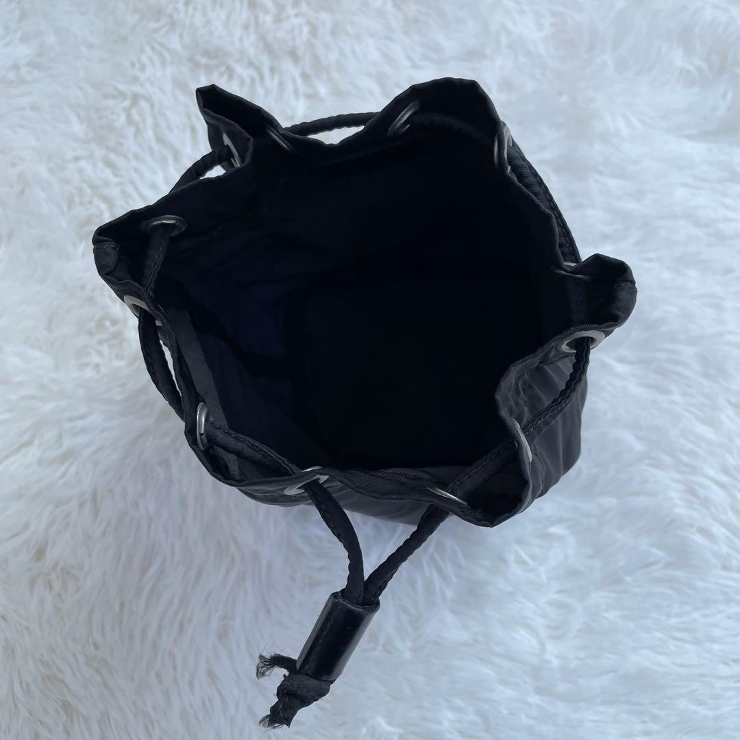 美品】PRADA プラダ アクセサリーポーチ ブラック ナイロン 巾着
