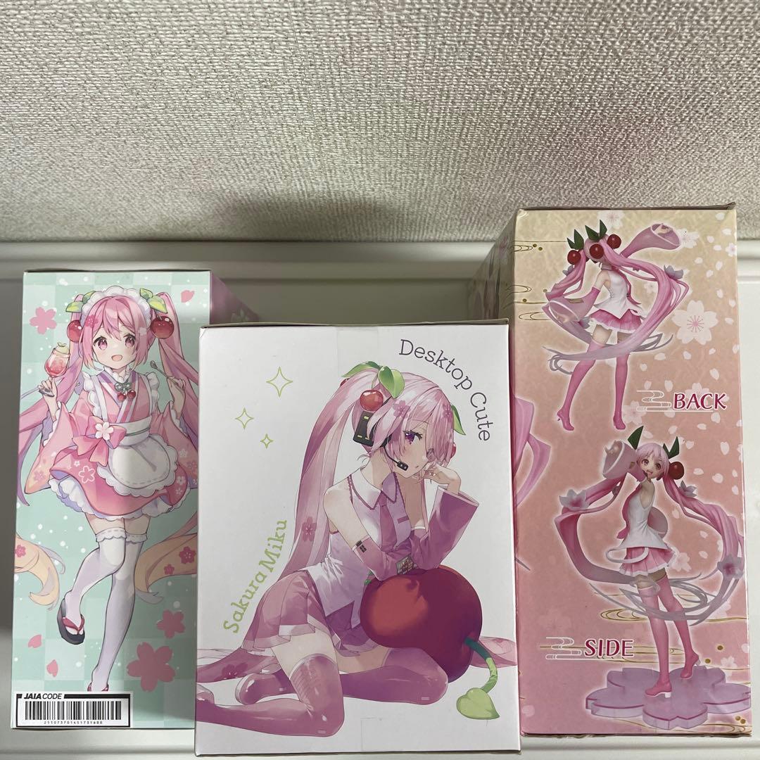 初音ミク 桜ミクフィギュアまとめ売り ぬーどる coreful desktop他