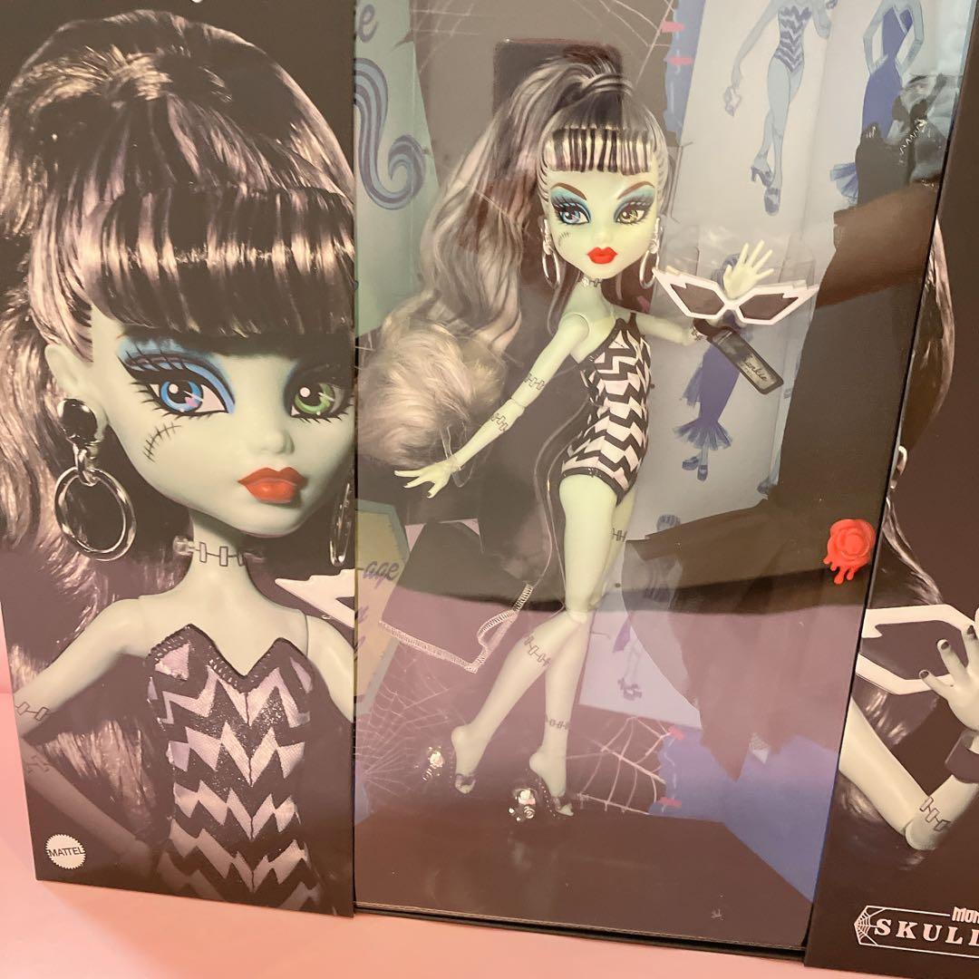 モンスターハイ　フランキー　シュタイン　バービーコラボ　スカルレクター　ドール