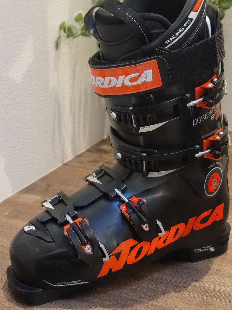 NORDICA DOBERMANN 110 26〜26.5cm ラスト98mm