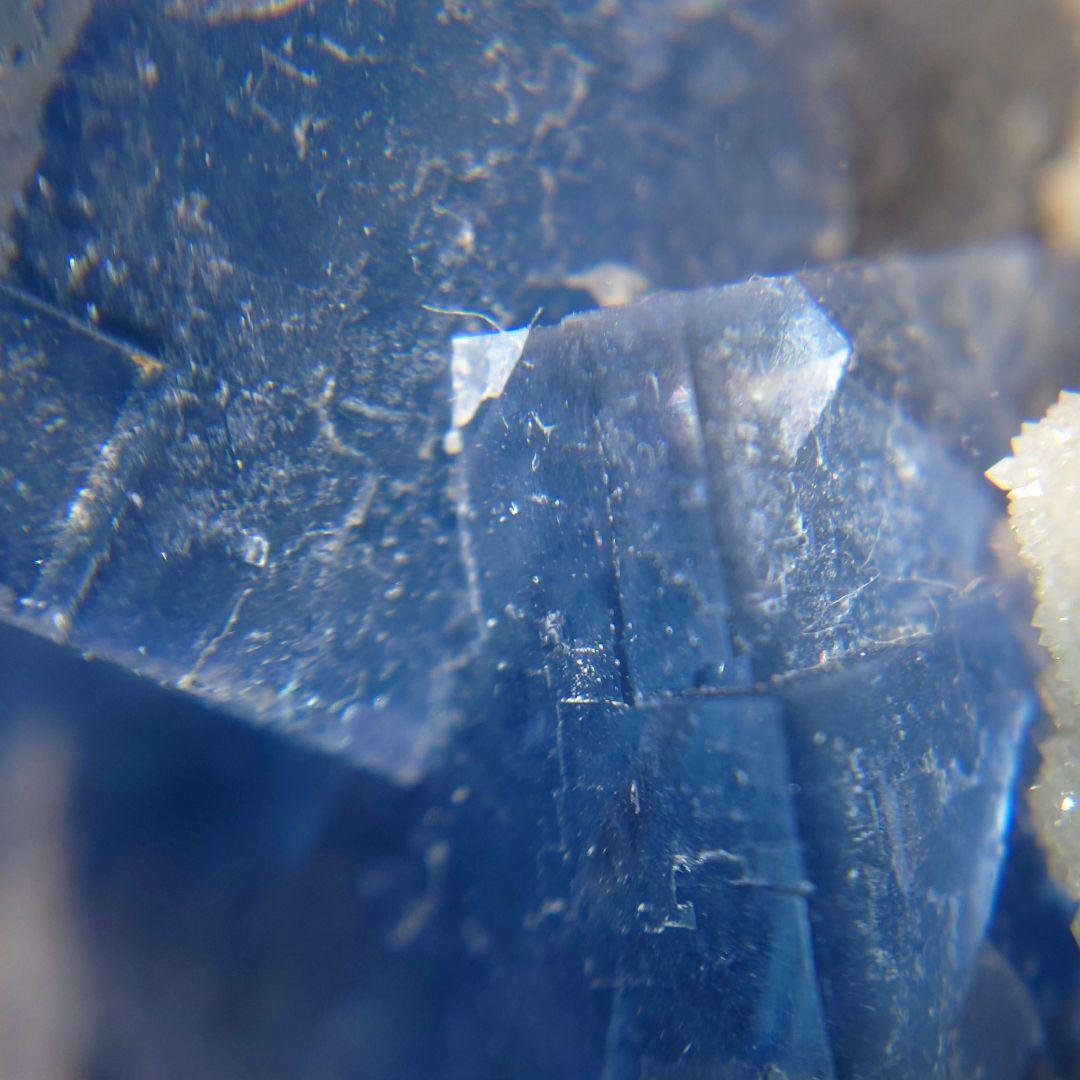 【123g】ブルー フローライト クラスター 母岩付 鉱物標本