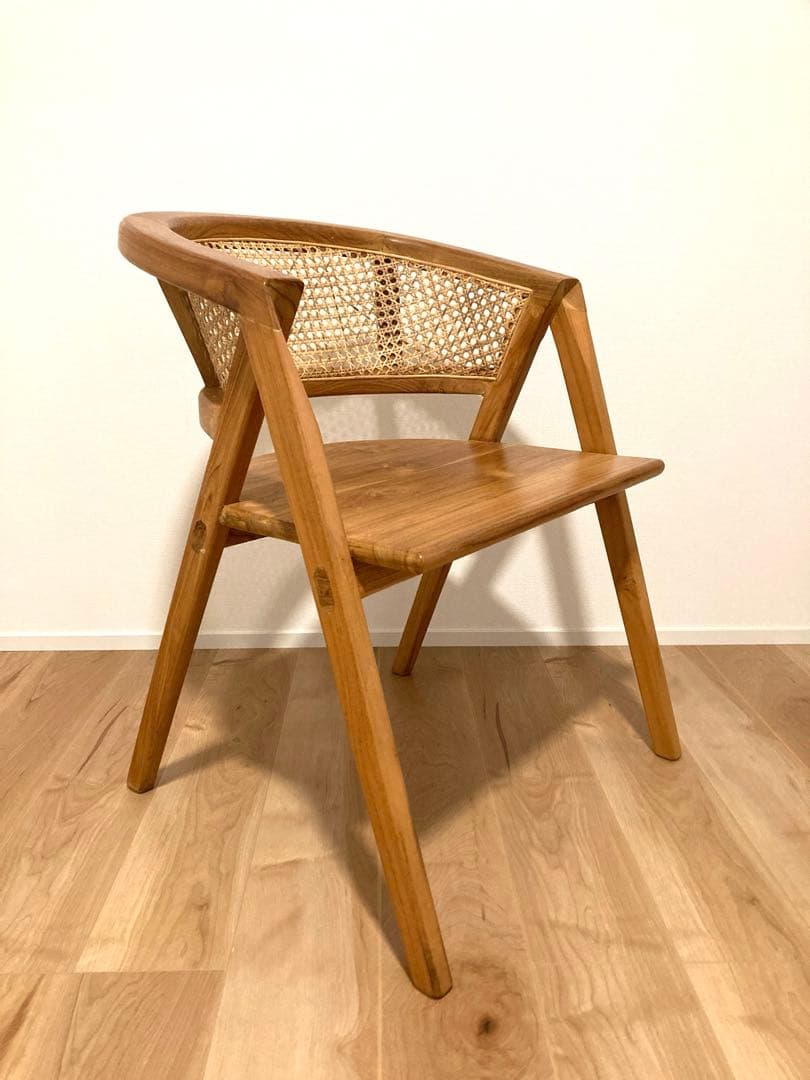 カジャ　kaja アームチェア　Batavia/バタビア チェア シムアームチェア ダイニングチェア 椅子 チェリー材/KOMA × KAJA Sim