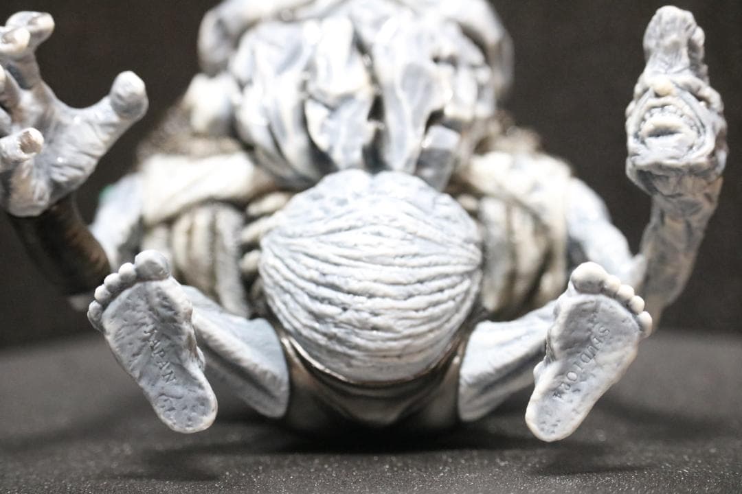 スタジオ24STUDIO24 ソフビフィギュア HEAD-BURNヘッドバーン - メルカリ