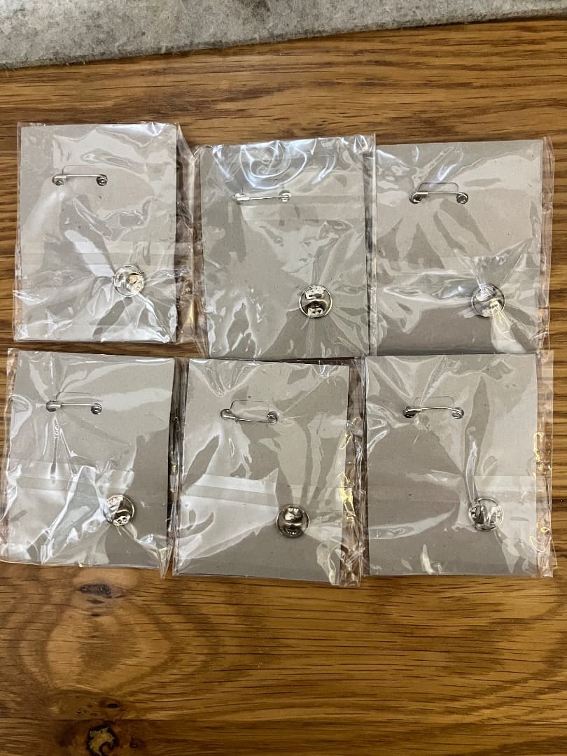 ポップンミュージック　缶バッジ＆ピンズ　６種