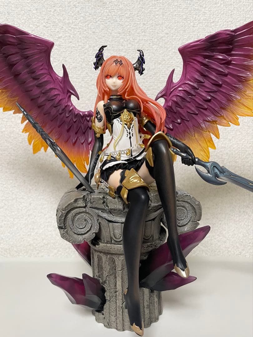 神撃のバハムート ダークエンジェル・オリヴィエ 1/8スケールフィギュア