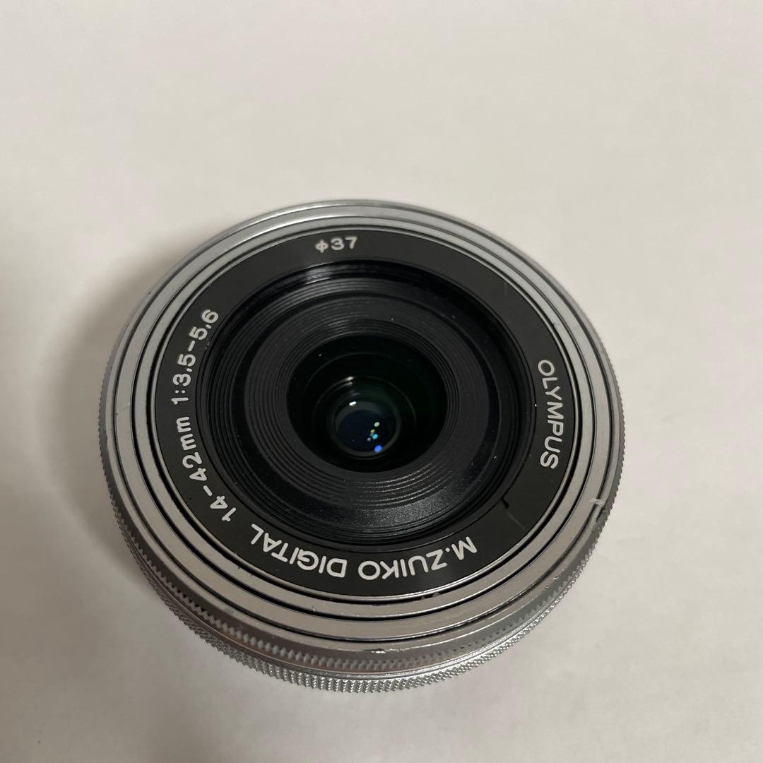 M.ZUIKO ED 14-42mm F3.5-5.6 EZ シルバー