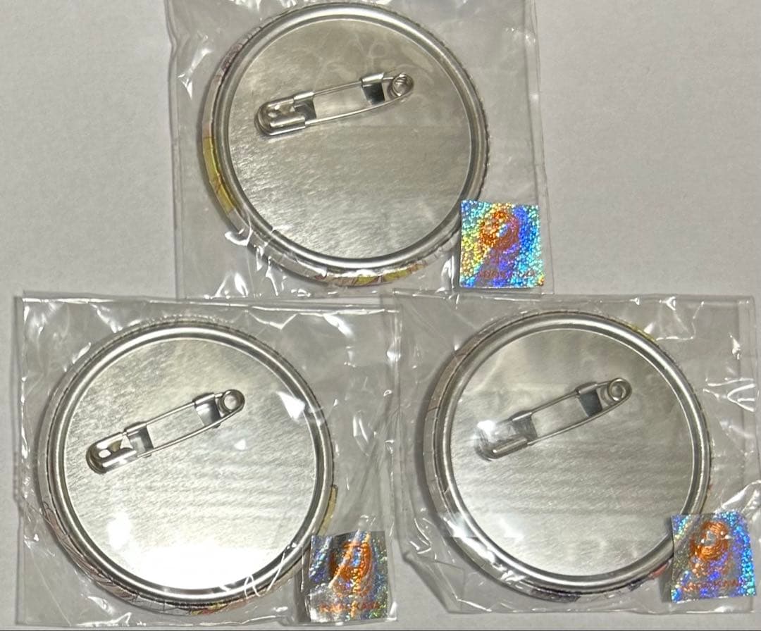 Charlotte コミケ 限定 缶バッジ　友利奈緒　西森柚咲　乙坂歩未　レア