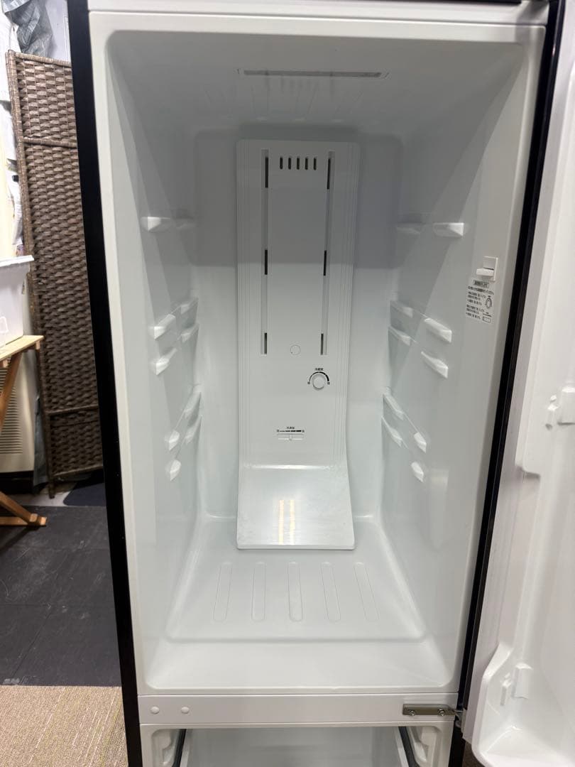 洗浄消毒作業済】TOSHIBA 171L 冷凍冷蔵庫 GR-M17BS(K) - メルカリ