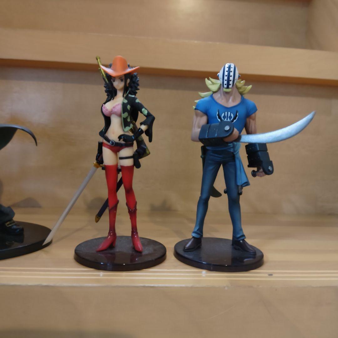 ワンピース　フィギュア　まとめ売り　11体