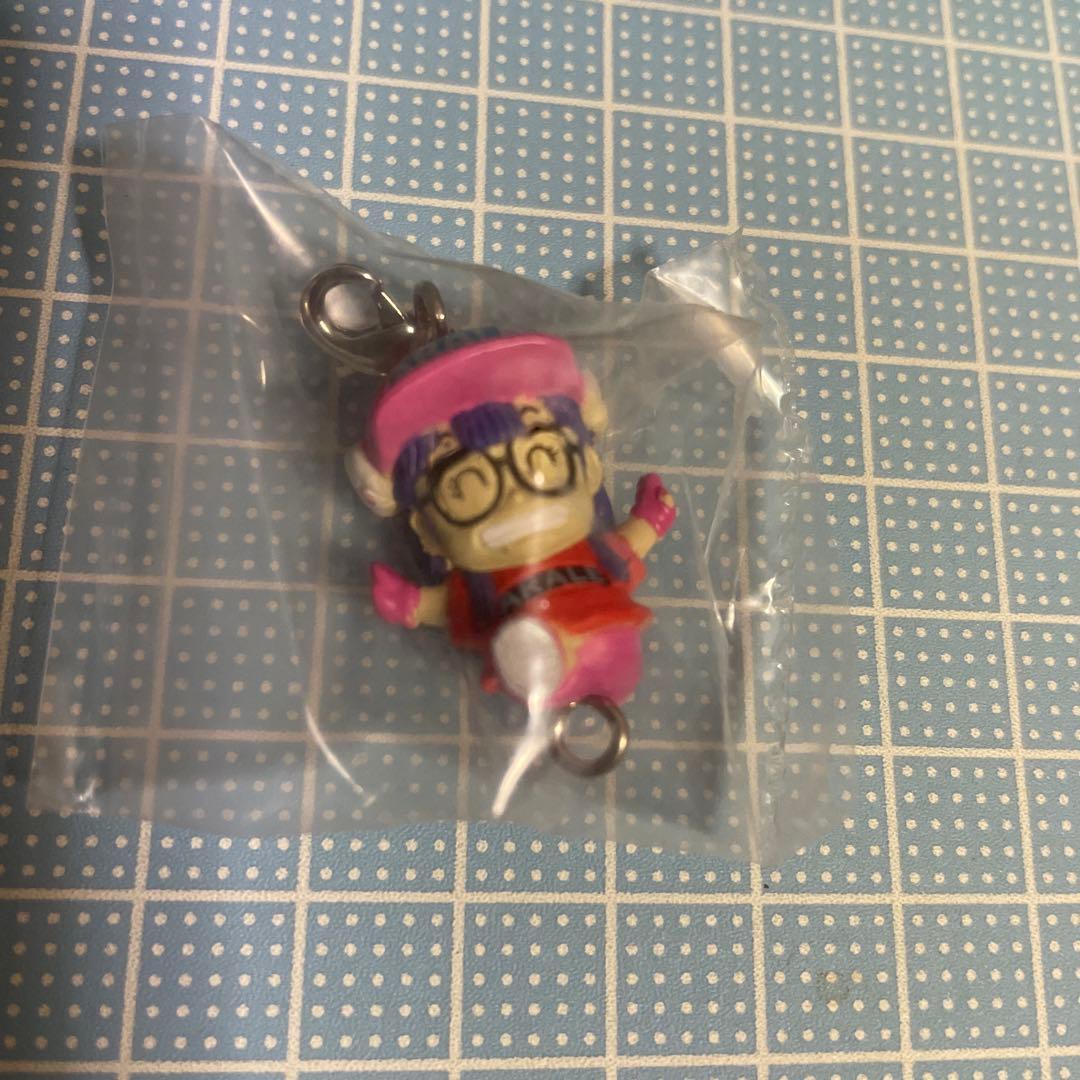 あつまれペンギン村 アラレちゃん キーン フィギュア チャーム - メルカリ