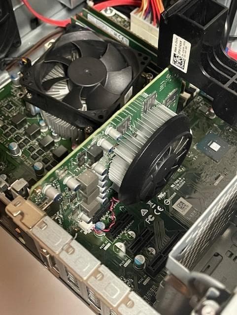 XPS8930 第八世代Core-i7/メモリ32GB/SSD256G/グラボ付 - メルカリ