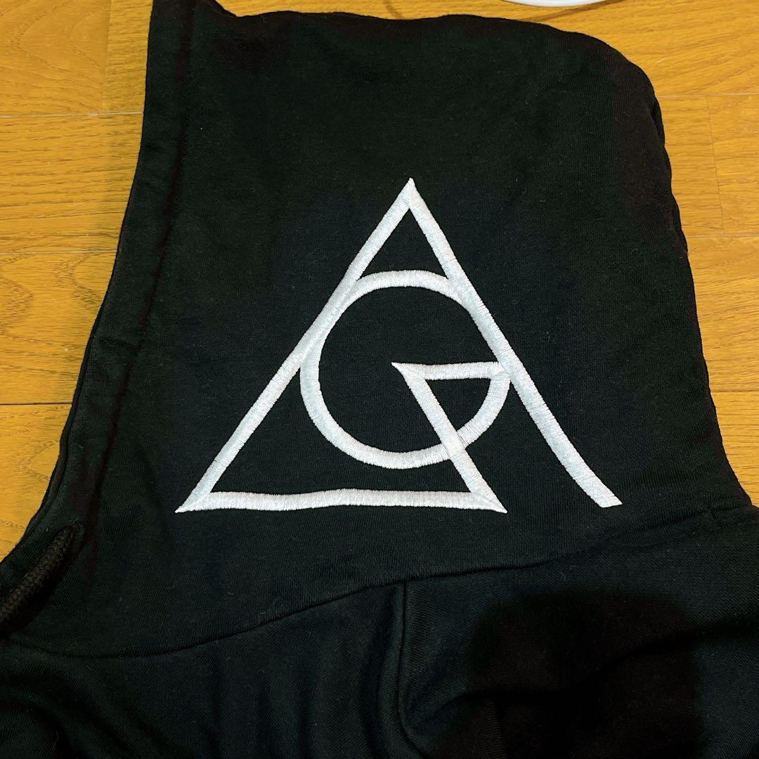 【美品】the GazettE パーカー 2015年日本武道館13th