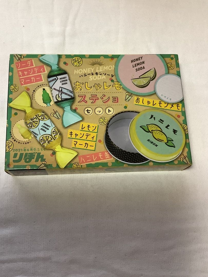 ハニーレモンソーダ　サイン色紙