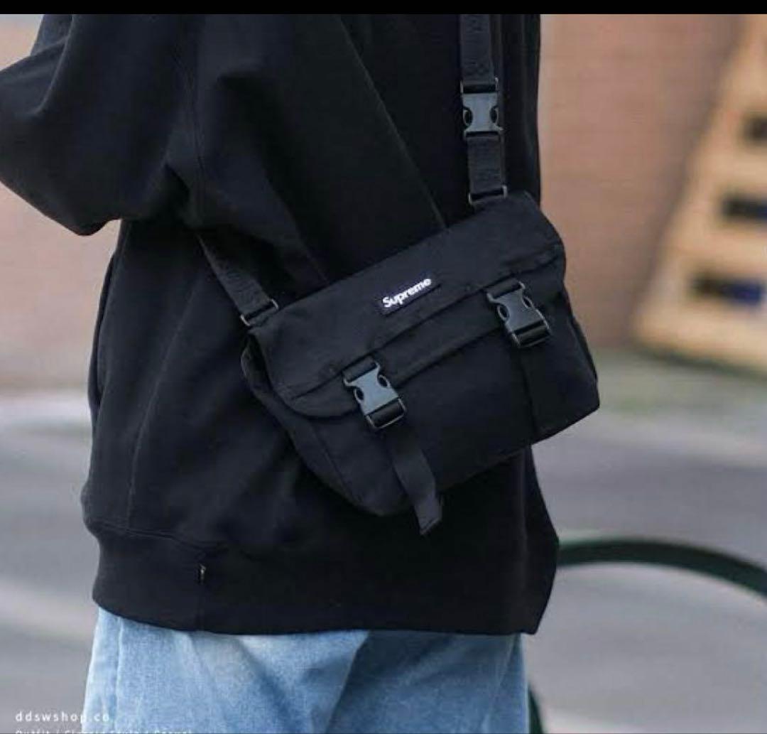 Supreme Mini messenger bag 25SS - メルカリ