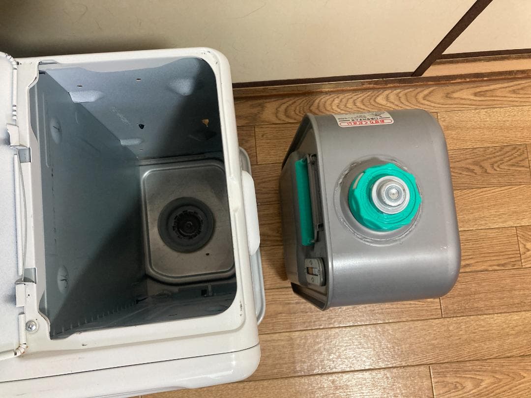 ★美品★9.0L■2019年製 ダイニチ　石油 ファンヒーターFW-D5619L