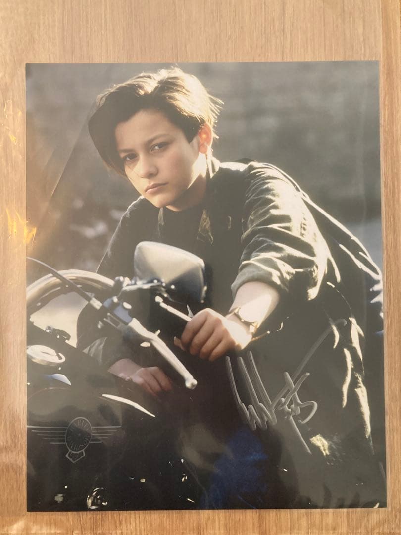 コミコン エドワード・ファーロング 直筆サイン入りポートレート