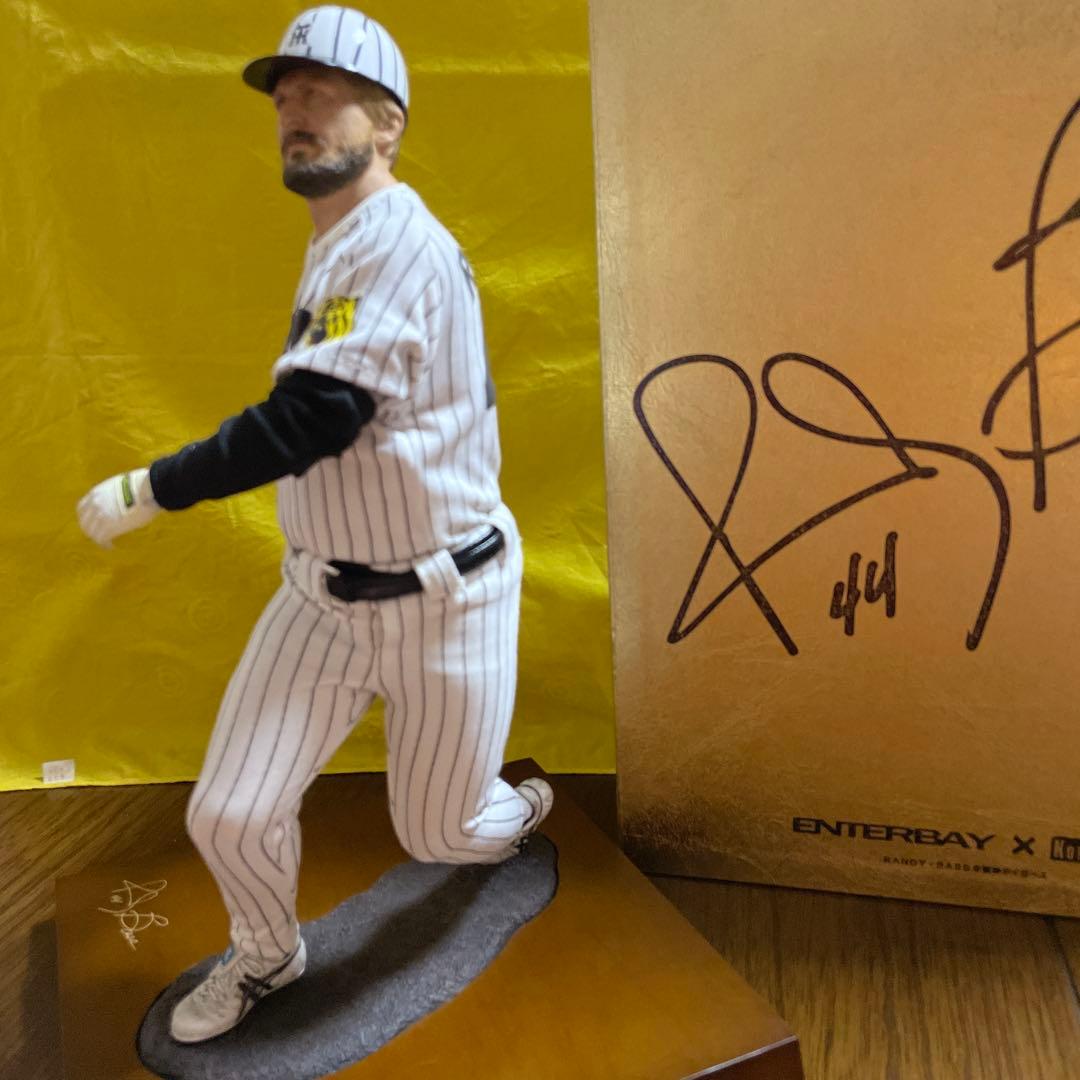 阪神タイガース ランディ・バース フィギュア34センチ