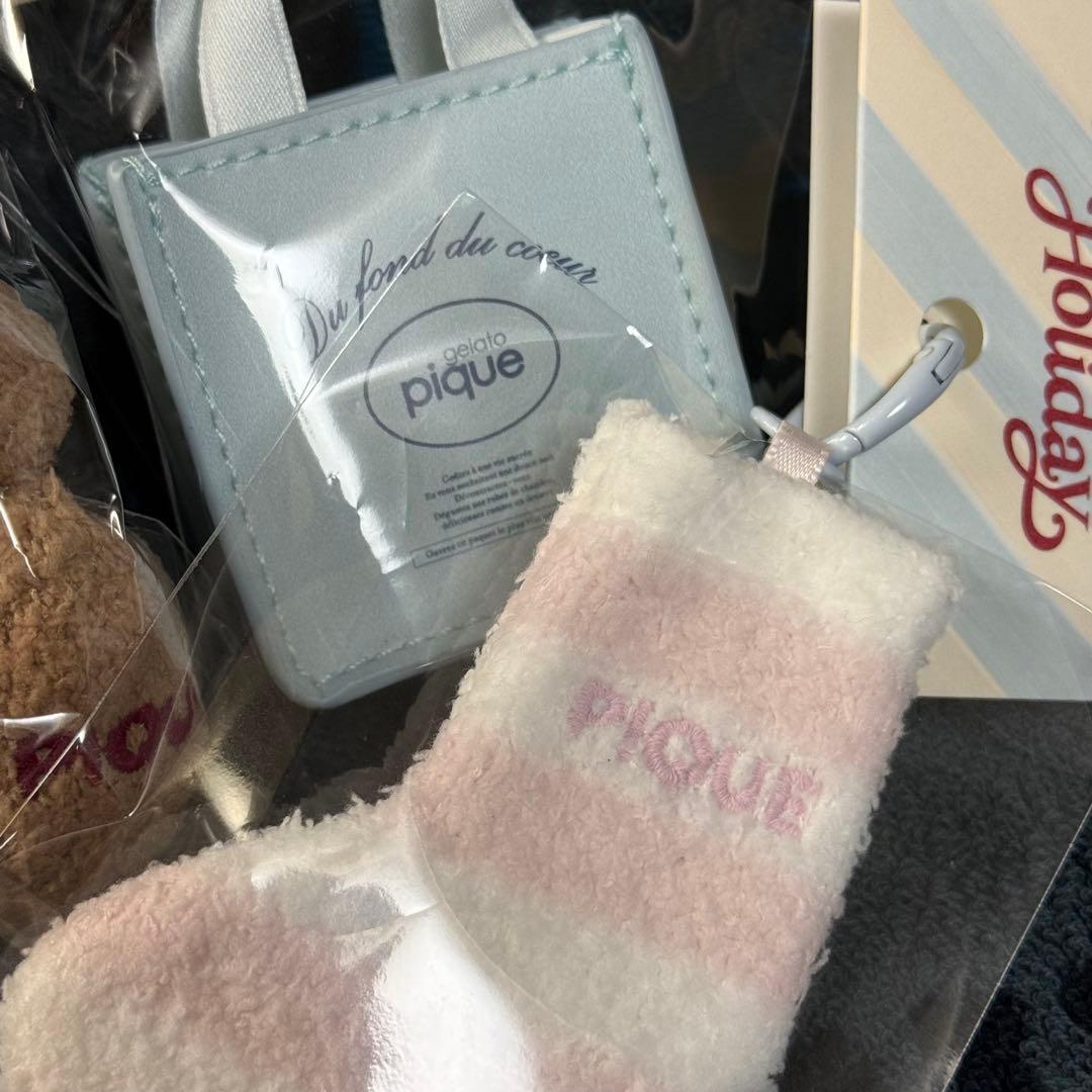 ジェラートピケ クリスマスマーケット ベア チャーム 赤色 完売品 3点