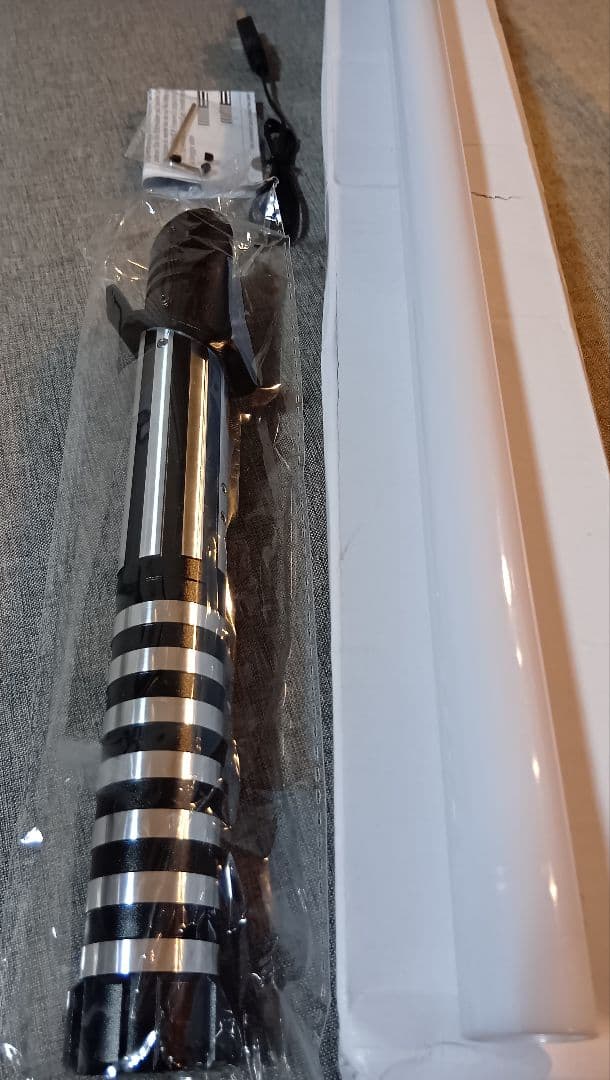 合金製ライトセーバー ダース・ベイダー SWギミック 振動 音 光 usb充電