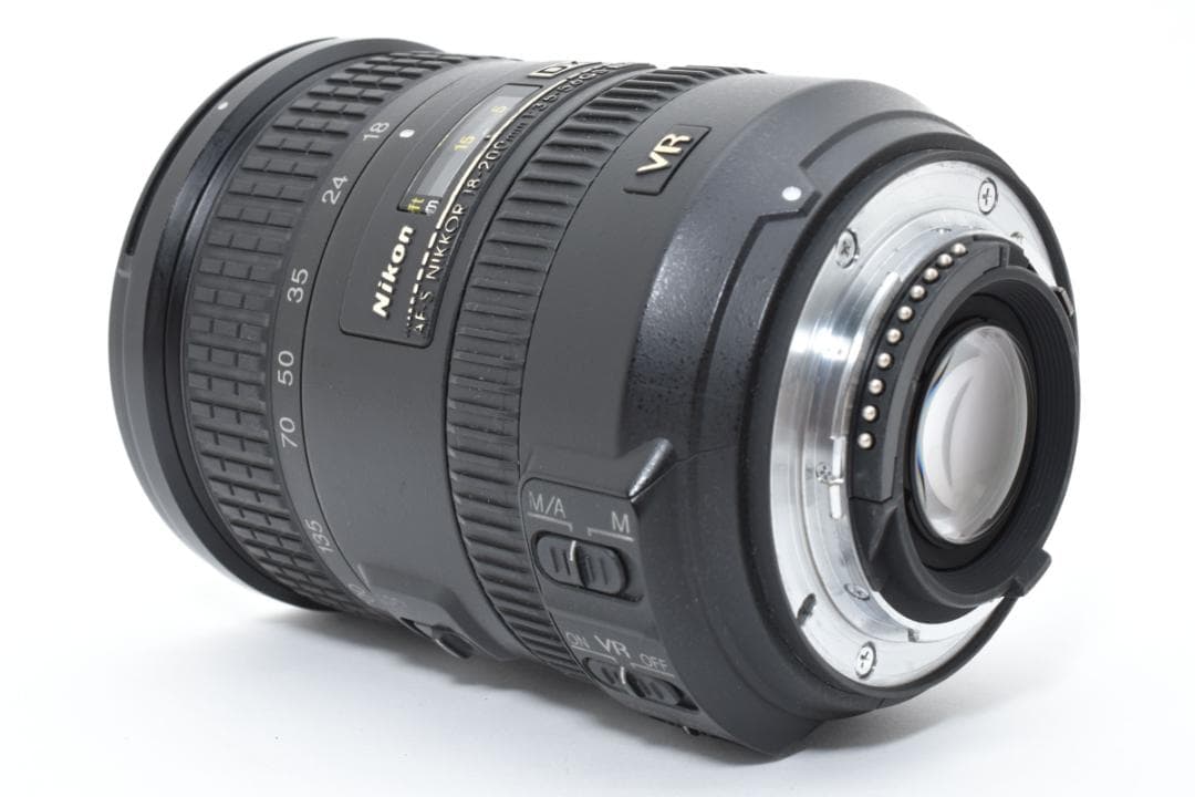 美品 ニコン AF-S DX 18-200mm f3.5-5.6 G H145
