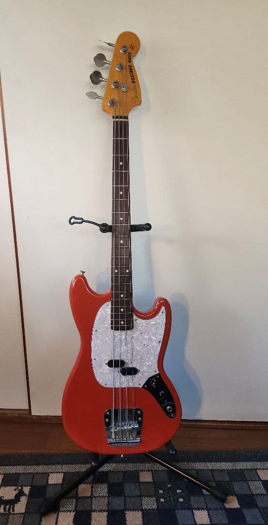 Fender Mustang Bass レッド 美品。 Fender MEX 【入荷待ち、ご予約受付中】 Player II Mustang Bass PJ