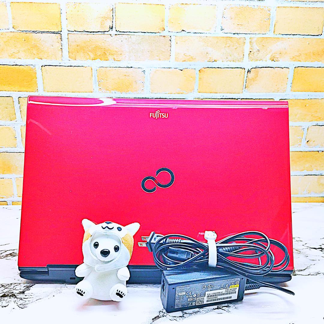 ハイスぺノートパソコン❤️爆速SSD☘️メモリ8G・高性能Core-i7