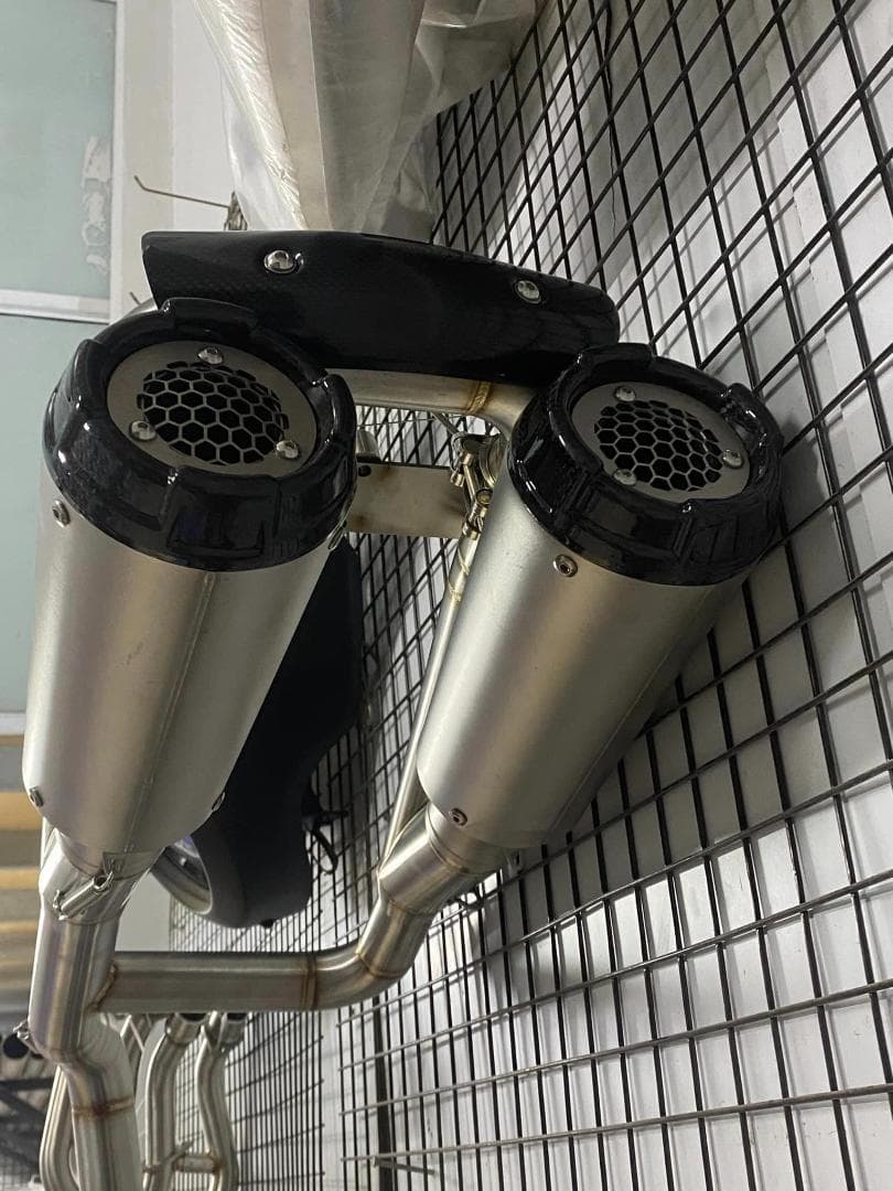 ZX4R/ZX25R フルエキゾースト テールアップ 2本出しマフラー - メルカリ