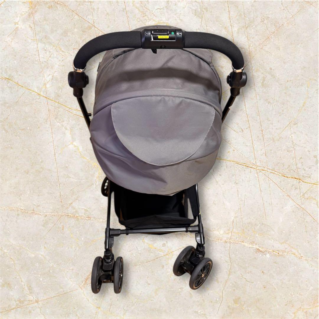 《美品》コンビベビーカー メチャカルハンディ　ブラック