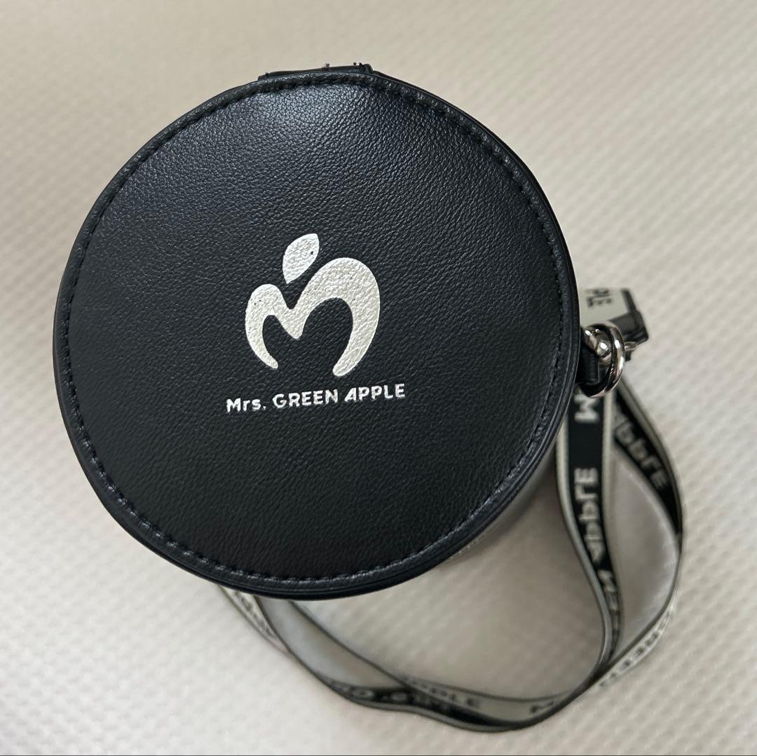 Mrs. GREEN APPLE ペンライトケース　　黒