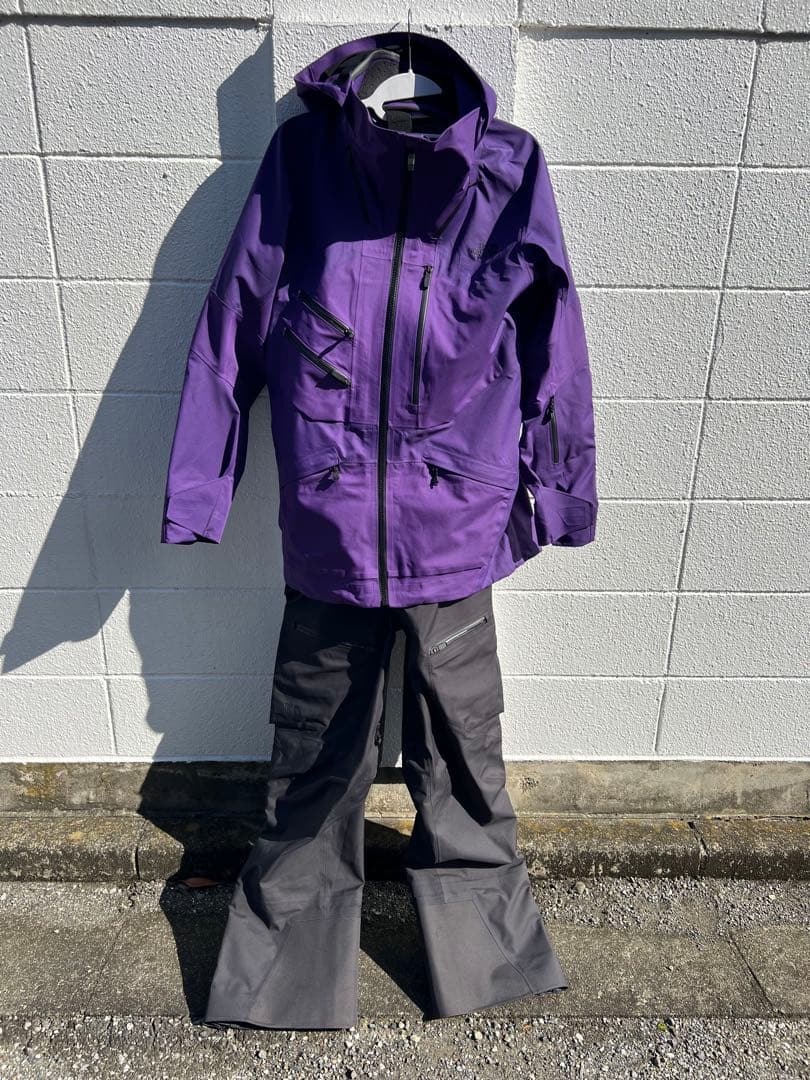 ノースフェイス スティープシリーズ　ゴアテックスPro THE NORTH FACE（ザ ノースフェイス） ノースフェイス ダウン SUMMIT