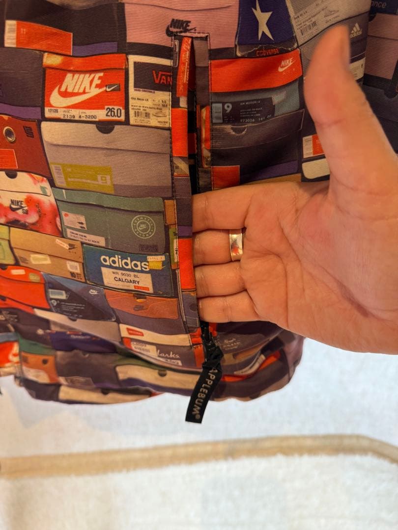 希少】APPLEBUM スニーカー箱柄 ナイロンジャケットM - メルカリ