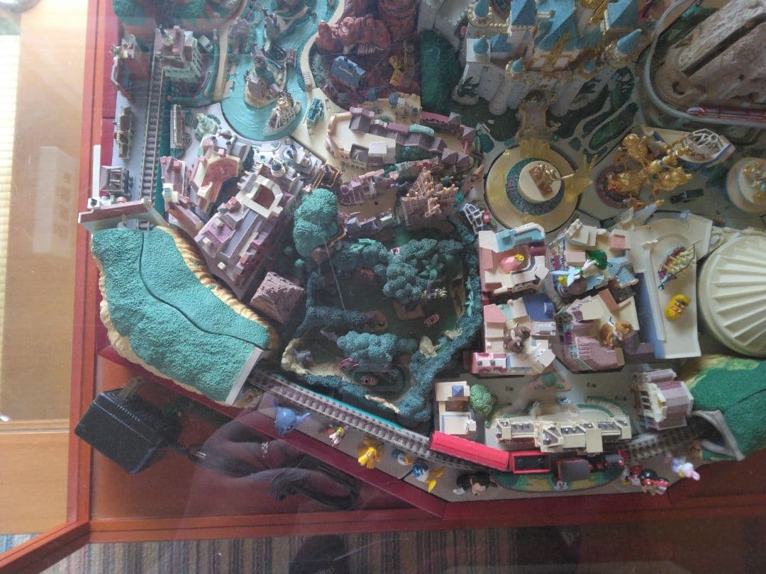 ディアゴスティーニ　ディズニーランド