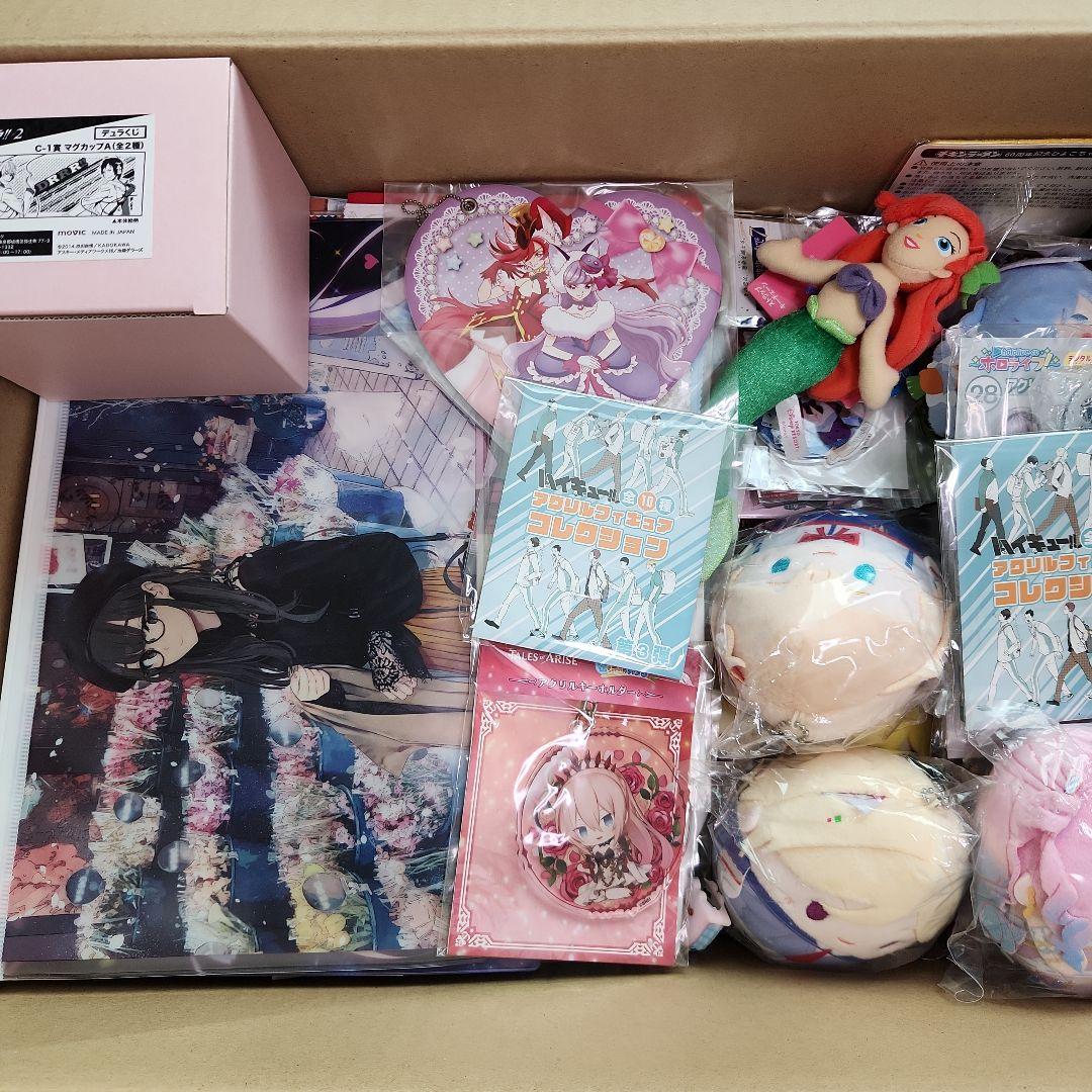 ノンジャンル　アニメグッズ　まとめ売り　200個程度