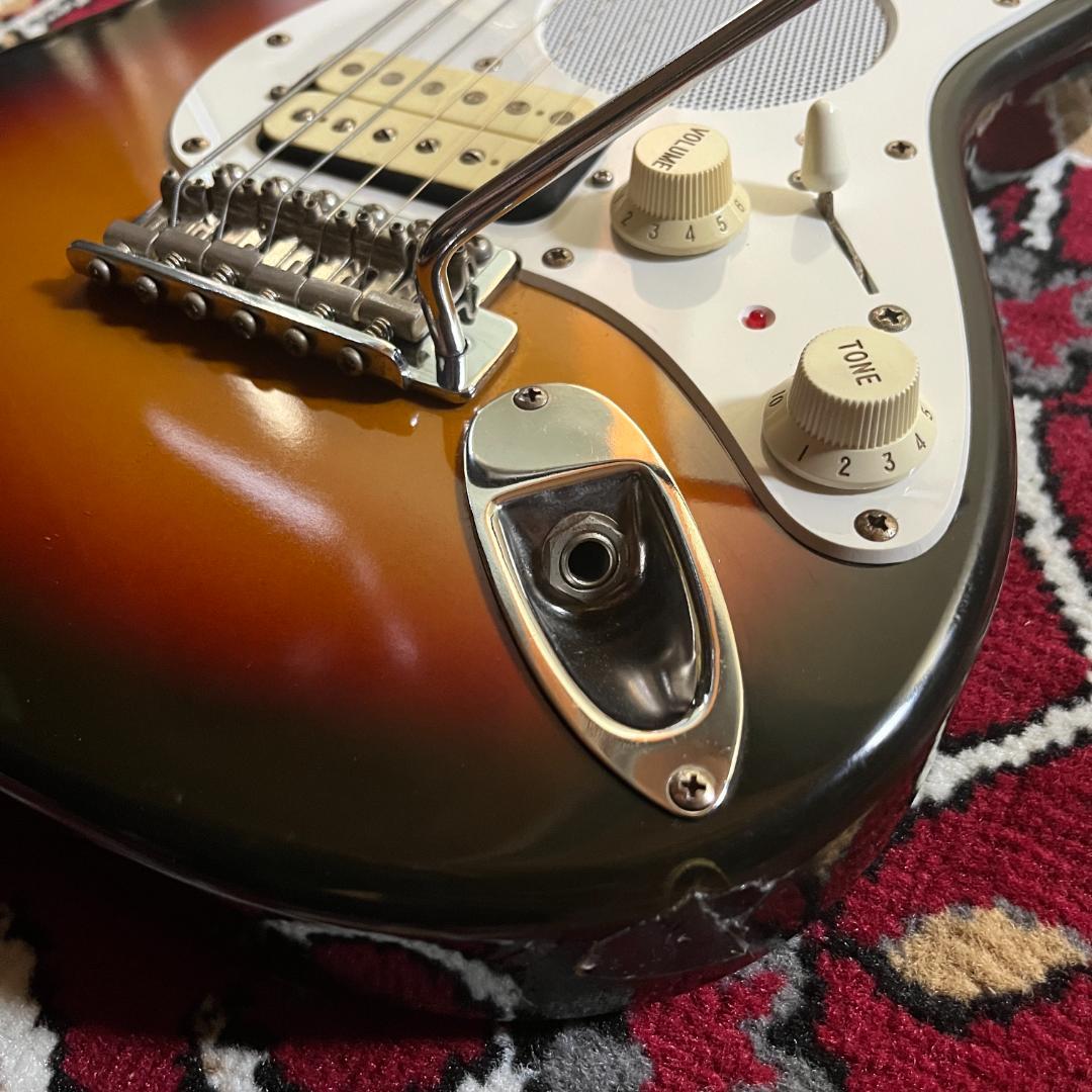 Fender Japan ST-Champ アンプ内蔵ギター 前期型 ケース付き - メルカリ