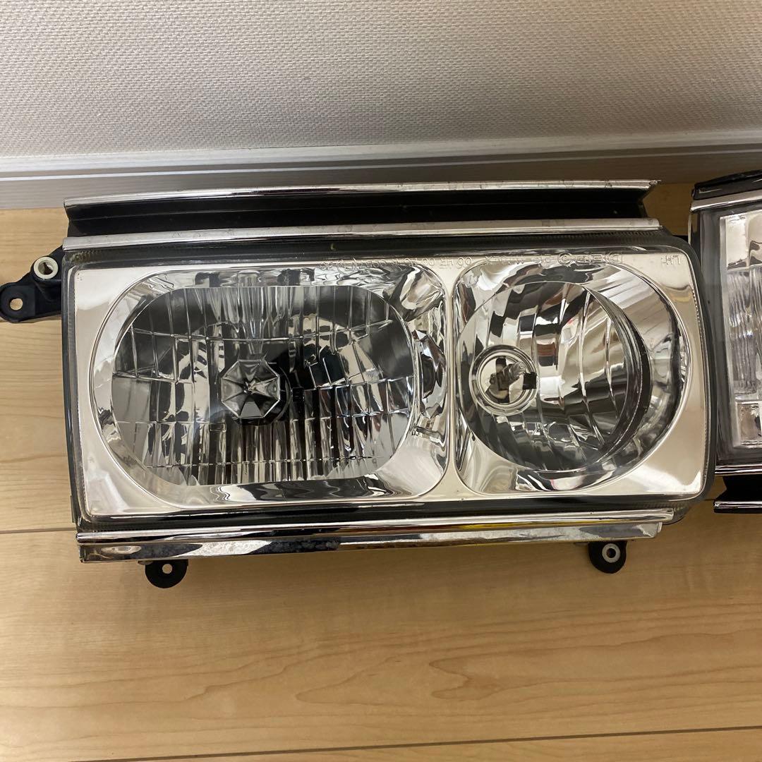 ランクル80 DEPO製ヘッドライトコーナーランプセット 箱有り - メルカリ