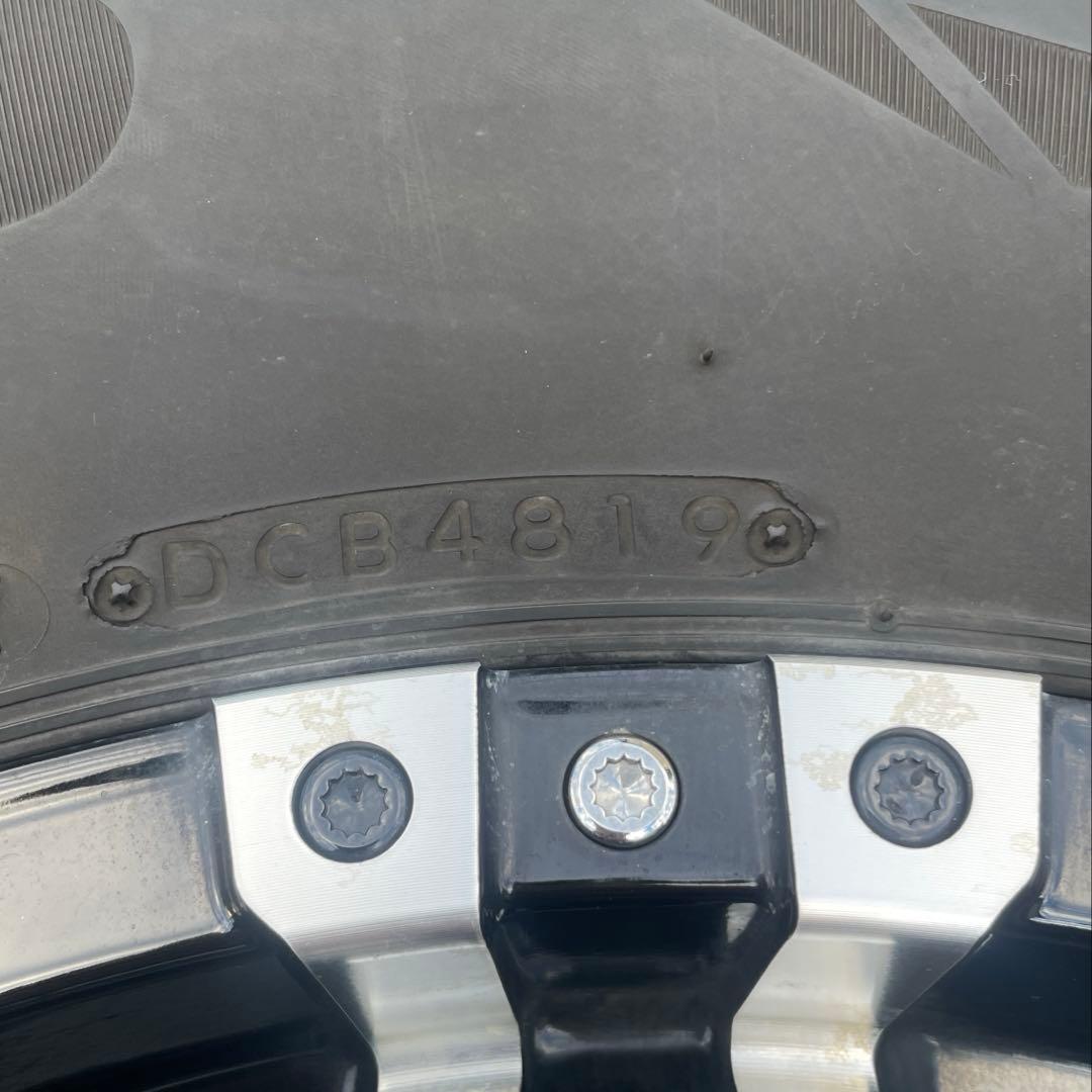 265/65/R17 ブリヂストン スタッドレス　17インチ ホイールセット