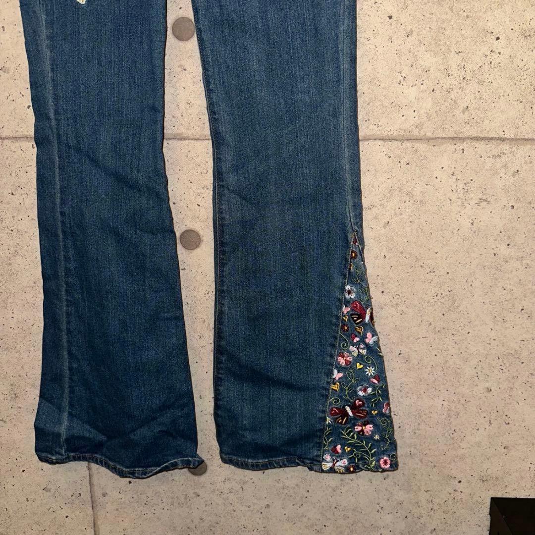 【TINA:JOJUN】《24時間内発送》刺繍入りデニムパンツ　ダークブルー　S