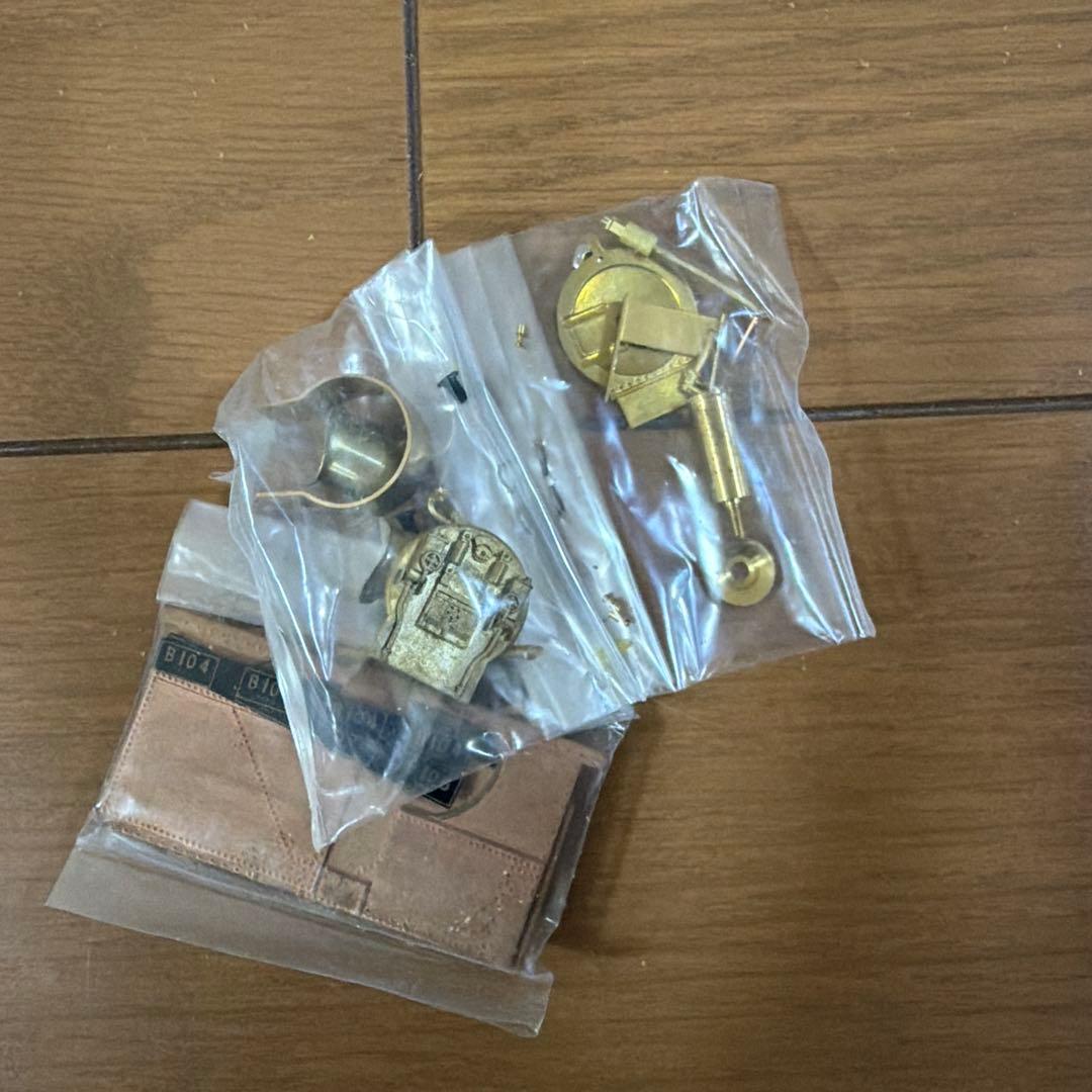 y*z様 珊瑚模型 B10 未完成品　ジャンク